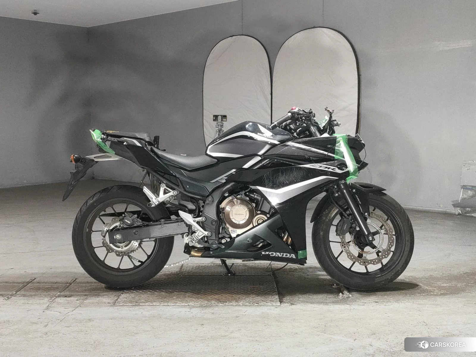 Проданный Honda CBR400R id 3970475 из Японии, фото 2