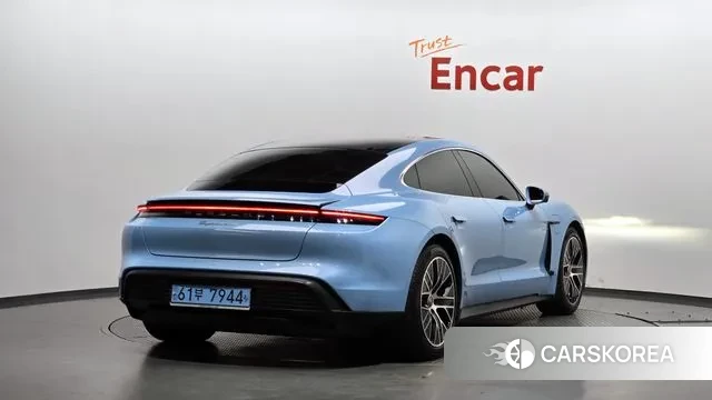 Porsche Taycan id 3225444 из Кореи 12