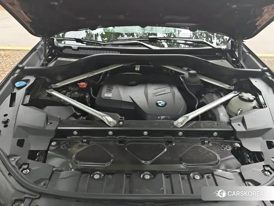 BMW X5 id 4649411 из Китая 8