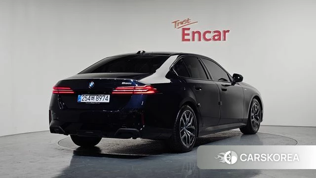 BMW 5 Series (G60) id 4194014 из Кореи 12