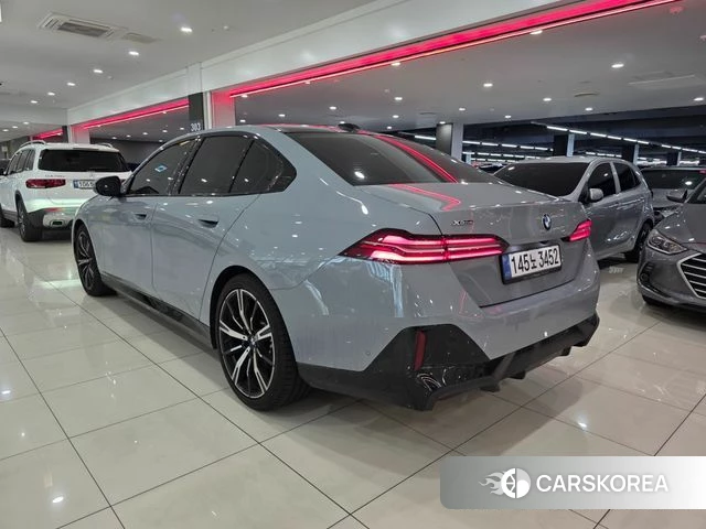 BMW 5 Series (G60) id 4427004 из Кореи 11