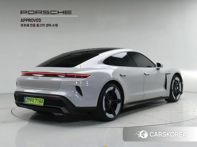 Porsche Taycan id 4359800 из Кореи 12