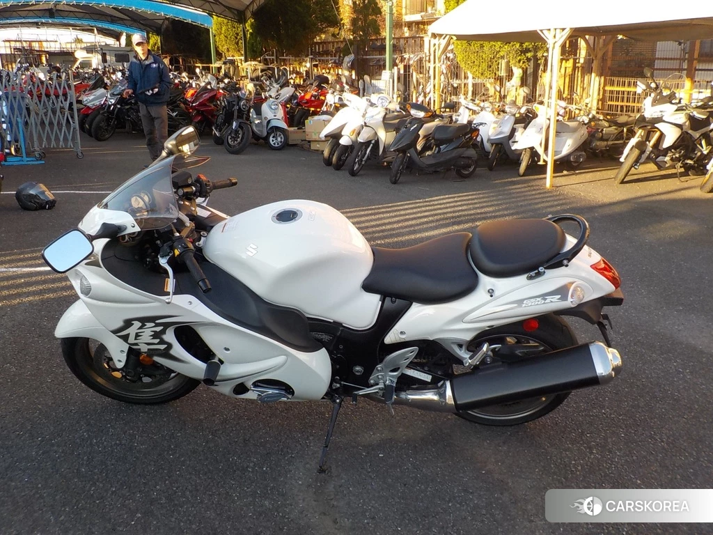 Проданный Suzuki GSX1300R HAYABUSA 2012 из Японии