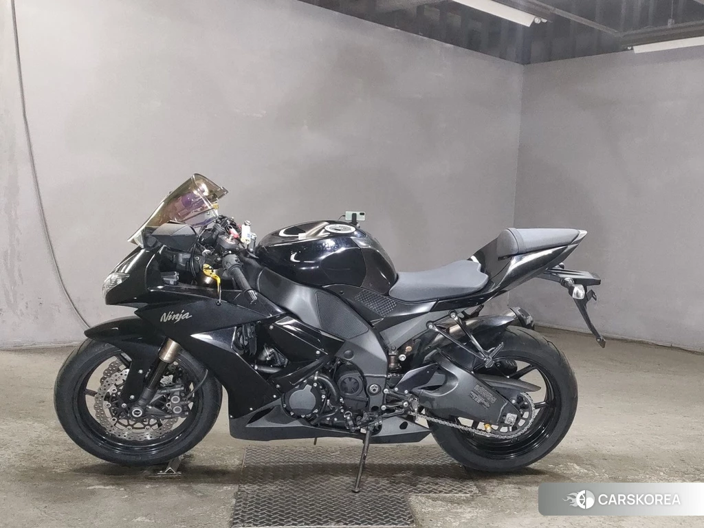 Проданный Kawasaki ZX-10R NINJA 2010 из Японии