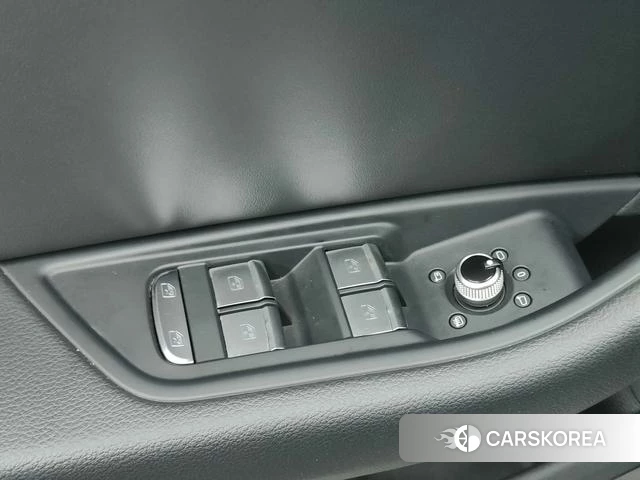 Audi A4L id 4359326 из Китая 12