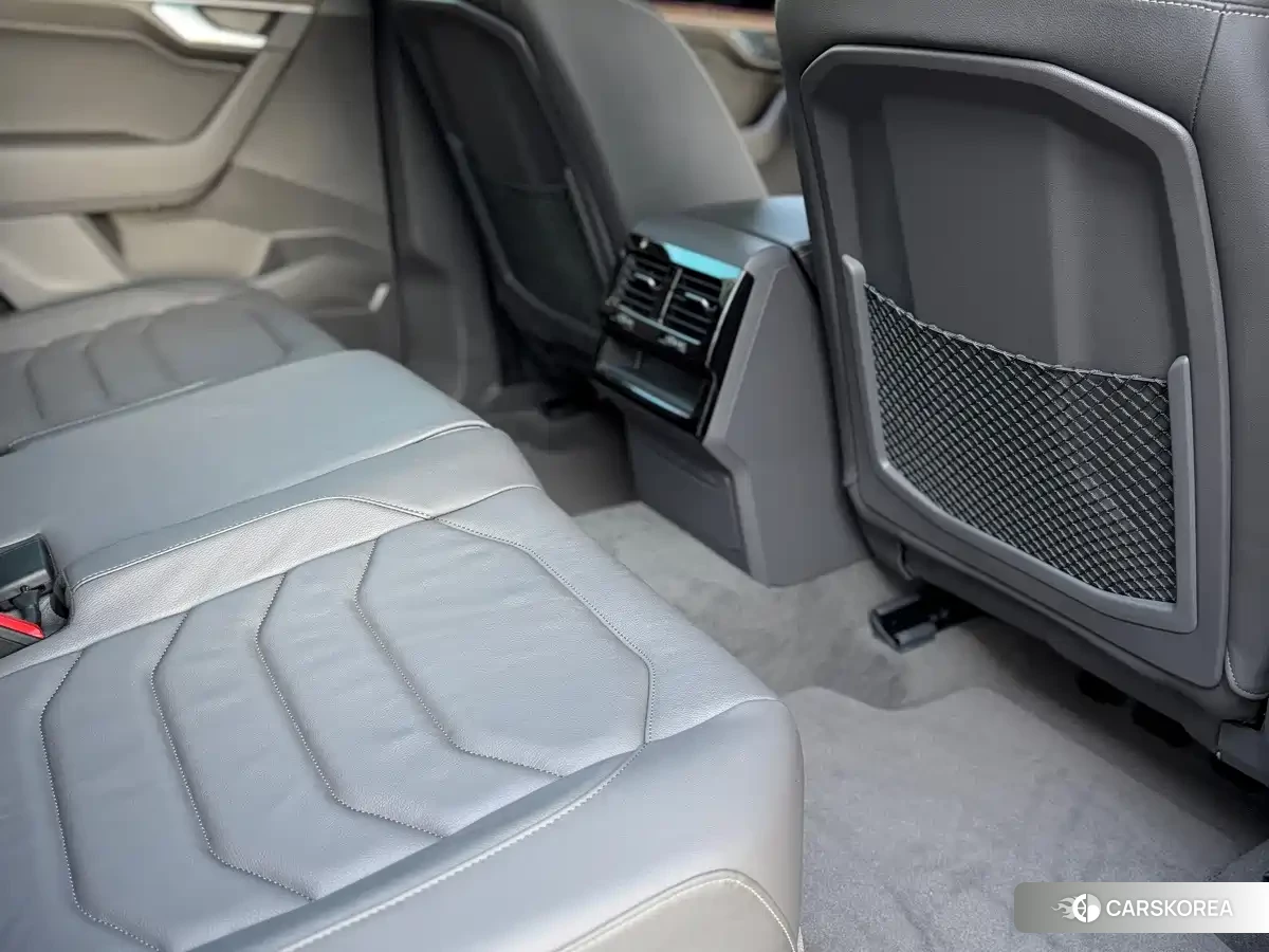 Volkswagen Touareg id 4601155 из Китая 12