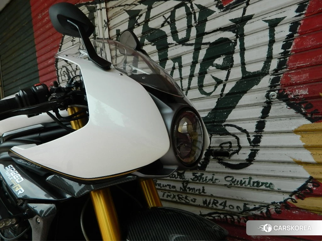 Проданный Triumph SPEED TRIPLE 1200 RR 2023 из Японии, фото 2
