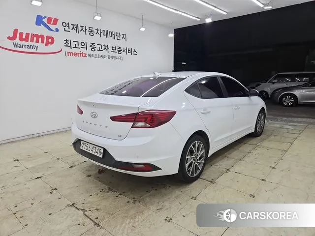 Hyundai The New Avante AD id 3385924 из Кореи 8