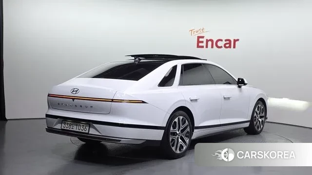 Hyundai Grandeur (GN7) id 3566175 из Кореи 12