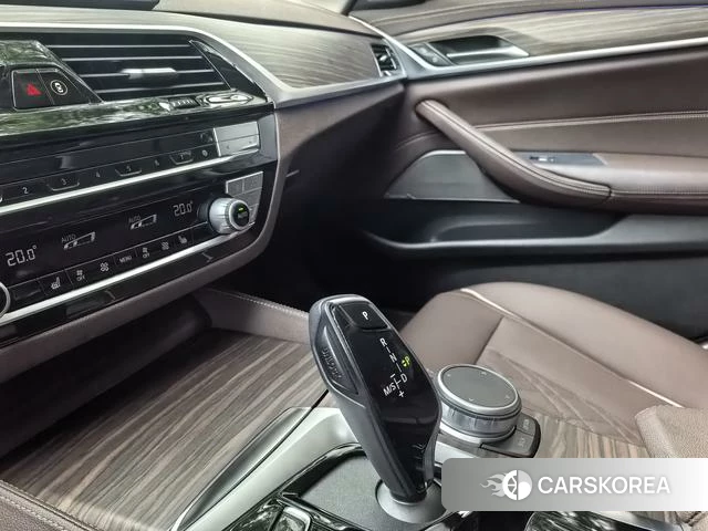 BMW 5 series id 4276907 из Китая 10