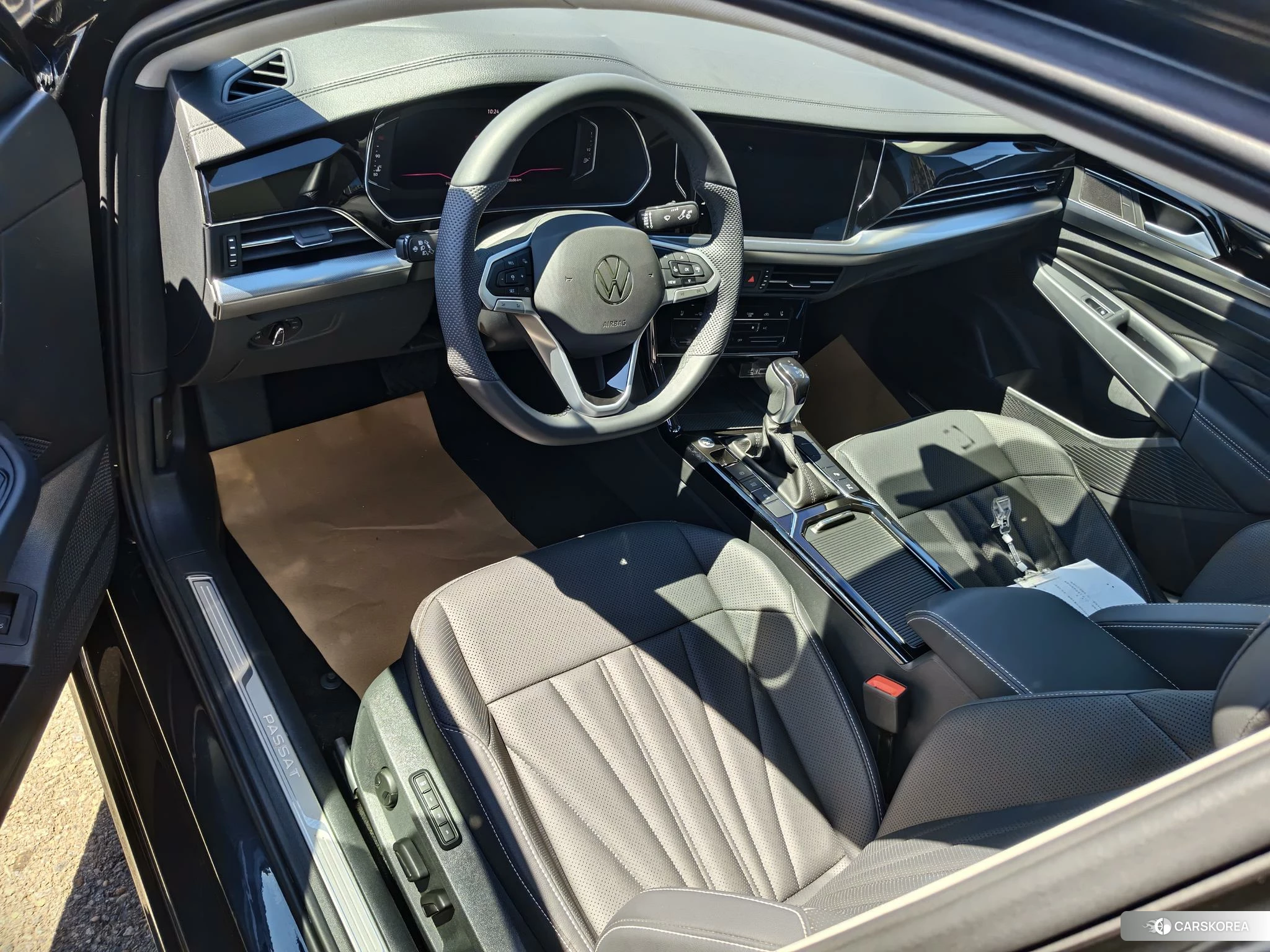 Volkswagen Passat 2024 Черный из Китая, фото 6