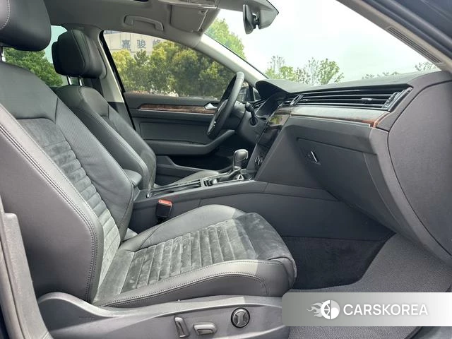 Volkswagen Magotan id 4241062 из Китая 12