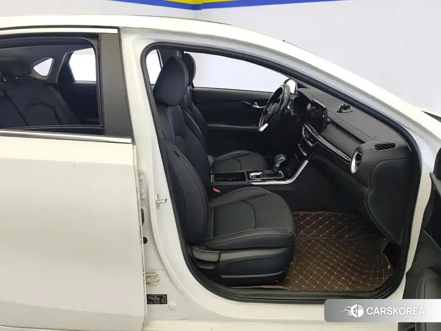 Kia K3 id 4686269 из Китая 8
