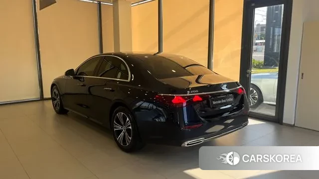 Mercedes-Benz E-Class W214 id 2963616 из Кореи 9