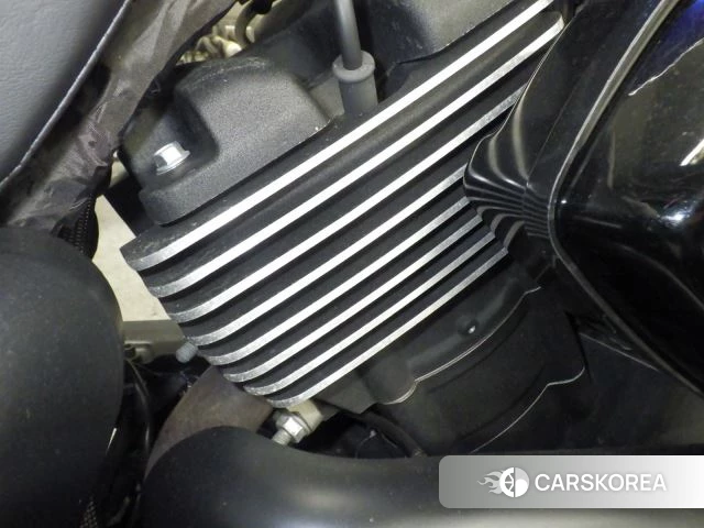 Engine photo