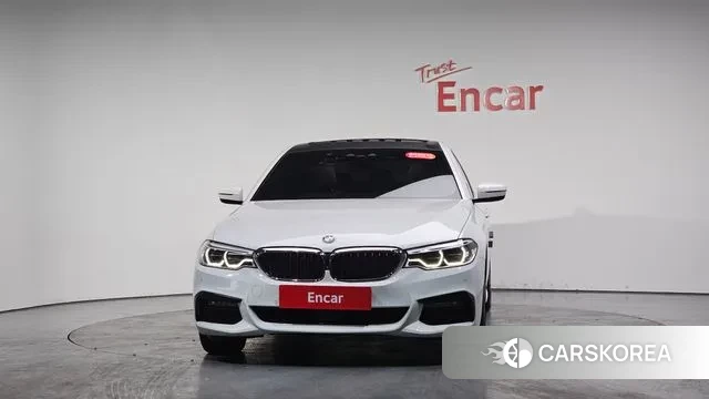 BMW 5 Series (G30) id 3616703 из Кореи 12