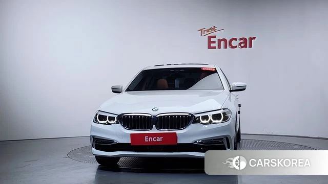 BMW 5 Series (G30) id 3917190 из Кореи 12