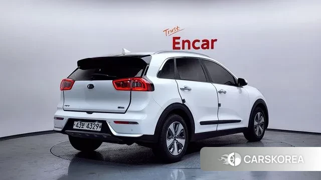 Kia Niro id 3703635 из Кореи 12