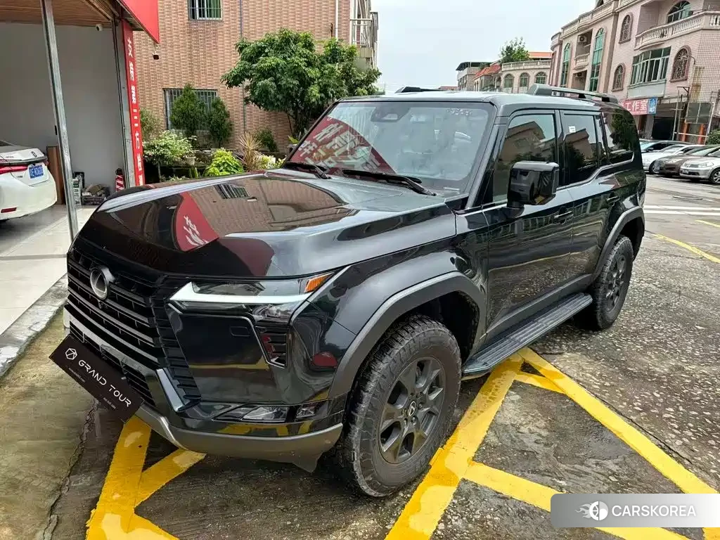Lexus GX 2025 Черный из Китая, фото 2