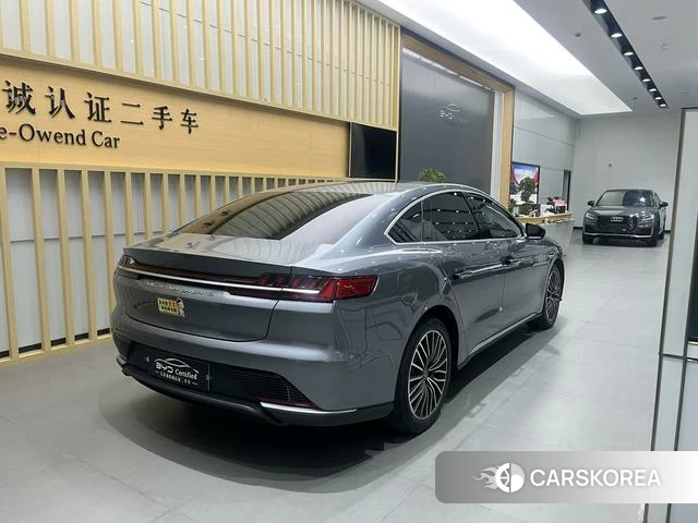 BYD Han EV 2022 Серебристо-серый из Китая, фото 2