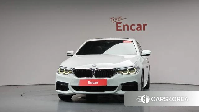 BMW 5 Series (G30) id 4683759 из Кореи 12