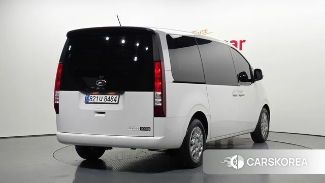 Hyundai Staria id 4302438 из Кореи 12