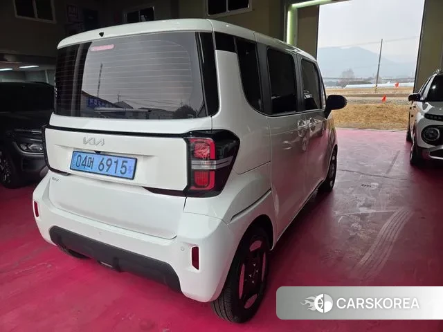 Kia The New Kia Ray EV id 3654134 из Кореи 12