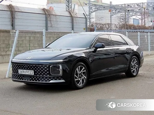 Hyundai Grandeur (GN7) id 3705749 из Кореи 11