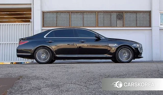 Genesis G90 id 3379560 из Кореи 10