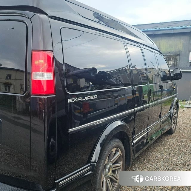 Chevrolet Express Van 2018 Черный из Кореи, фото 2
