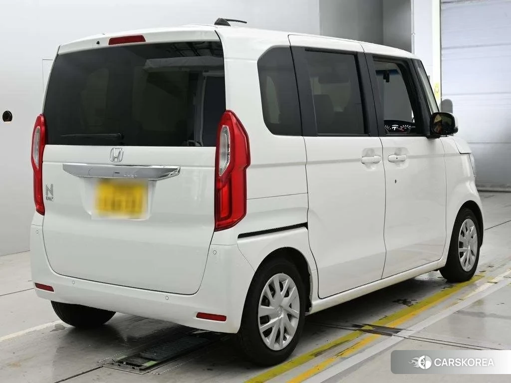 Honda N-Box 2023 из Японии, фото 2