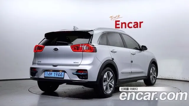Kia Niro EV id 2783804 из Кореи 12