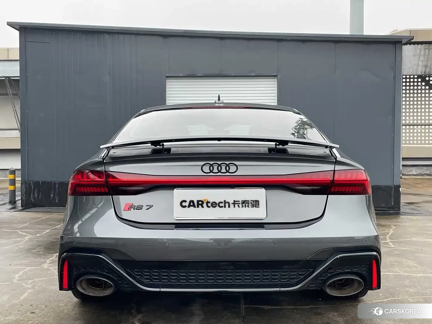 Audi RS 7 2021 Silver/gray из Китая, фото 2