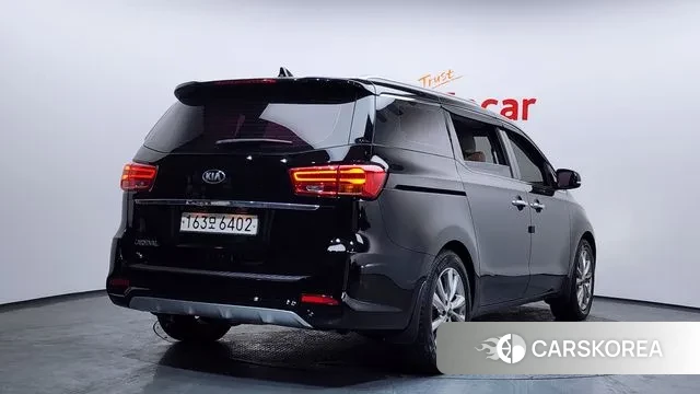 Kia The New Carnival id 3641461 из Кореи 12