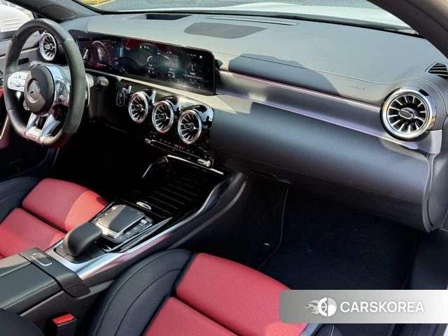 Mercedes-Benz Class A AMG (imported) 2023 Белый из Китая, фото 5