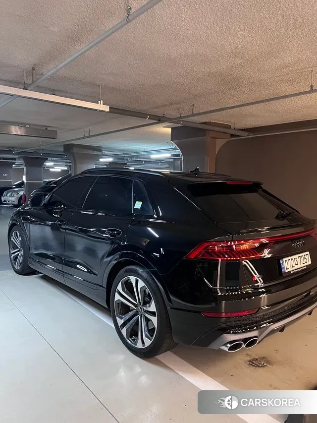 Audi Q8 (4M) 2024 Черный из Кореи, фото 6