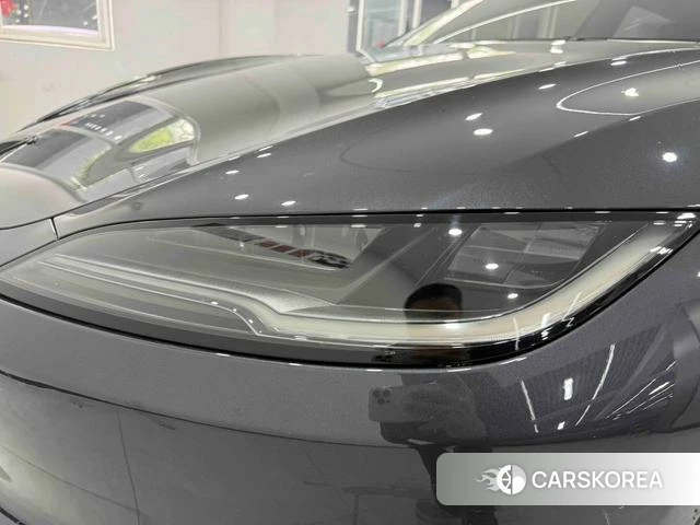 Tesla Model 3 2025 Темно-серый из Китая, фото 2