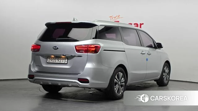 Kia The New Carnival id 4581409 из Кореи 12