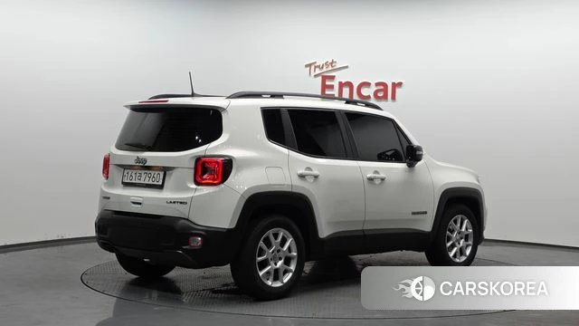 Jeep Renegade id 3853152 из Кореи 12