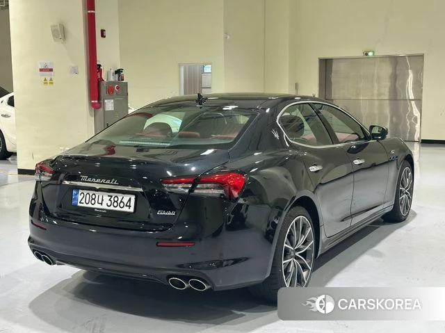 Maserati Ghibli id 4462888 из Кореи 8
