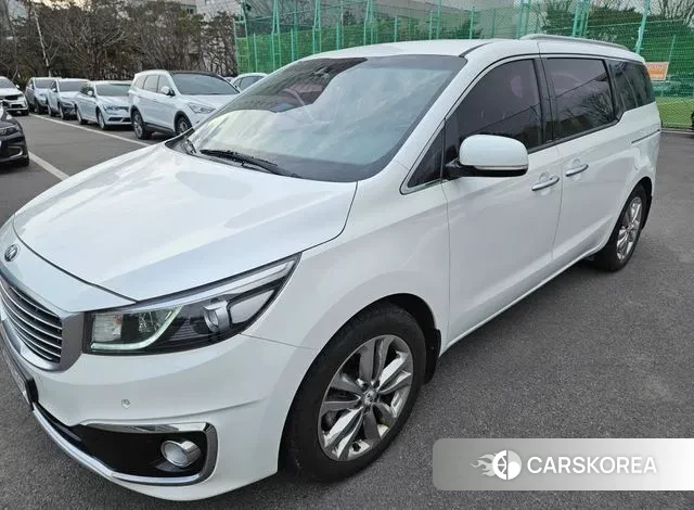 Kia All New Carnival id 3602389 из Кореи 9
