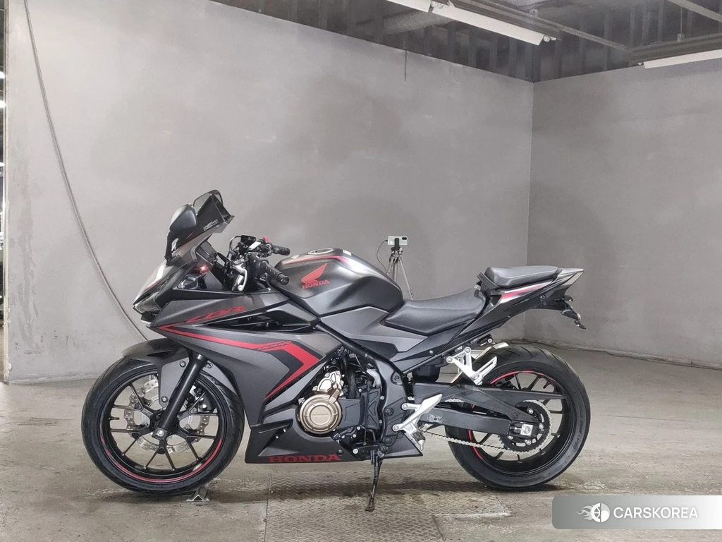 Проданный Honda CBR400R 2022 из Японии, фото 2