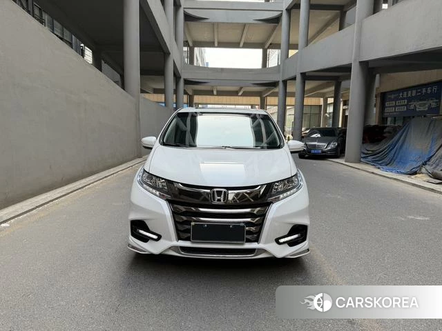Honda Odyssey 2021 Белый из Китая, фото 2