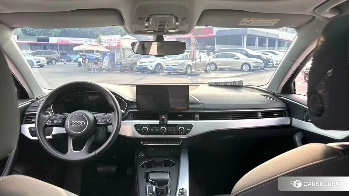 Audi A4L 2020 Белый из Китая, фото 2