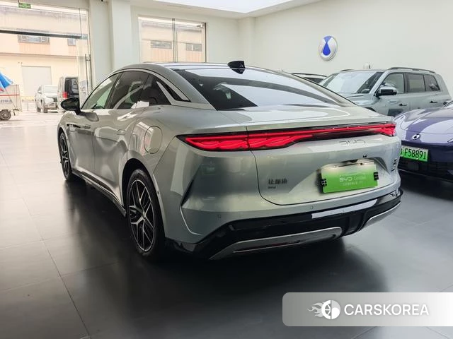 BYD Han L EV 2025 Серебристо-серый из Китая, фото 2