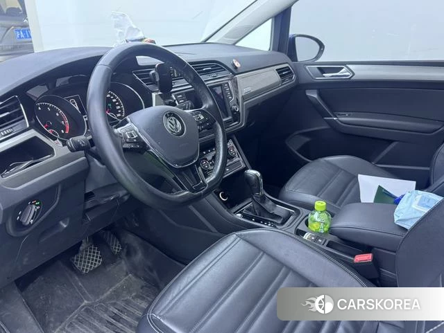 Volkswagen Touran L id 4211444 из Китая 2