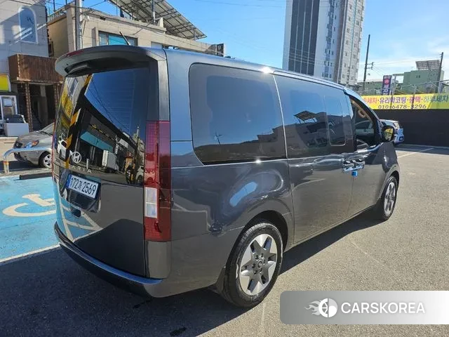 Hyundai Staria 2024 Серый из Кореи, фото 6