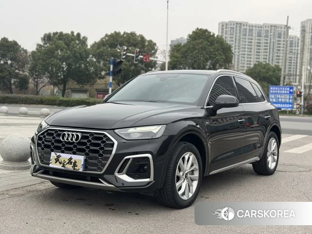 Audi Q5L 2023 Черный из Китая, фото 2