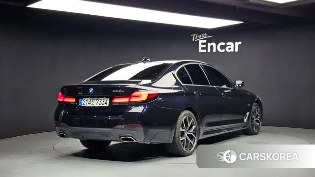 BMW 5 Series (G30) id 2989797 из Кореи 12