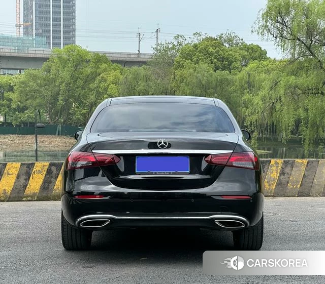 Mercedes-Benz E-class id 4278058 из Китая 12